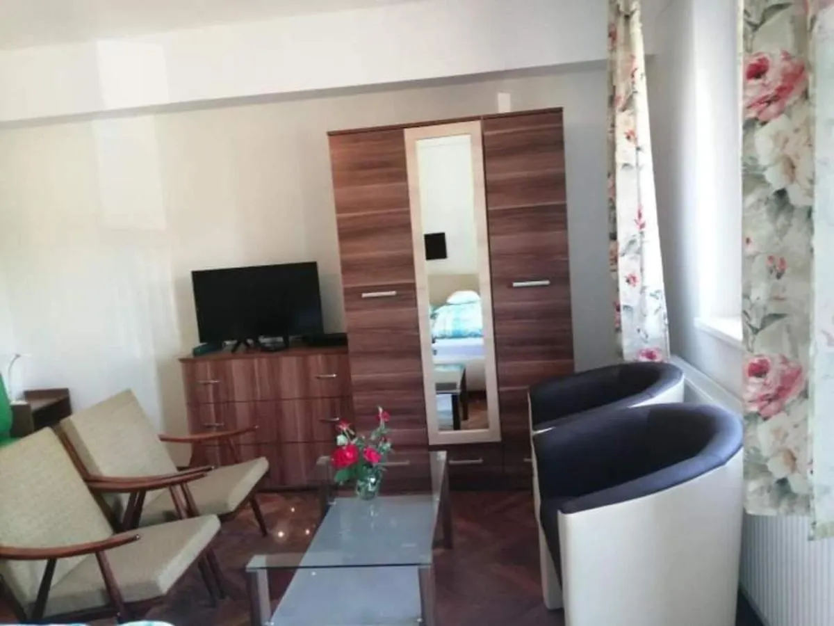 Park Apartman Hajduszoboszlo 0*,  Hungary